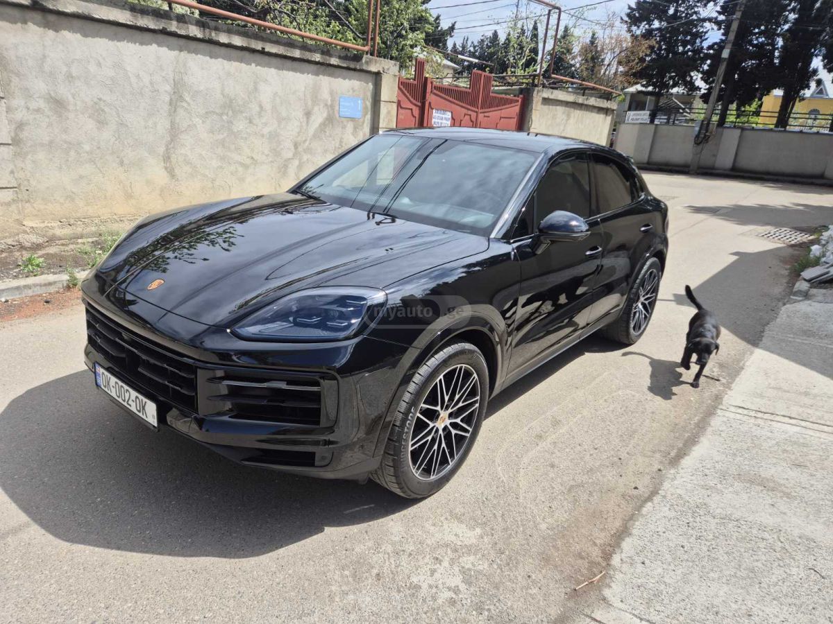 Porsche Cayenne 2025
